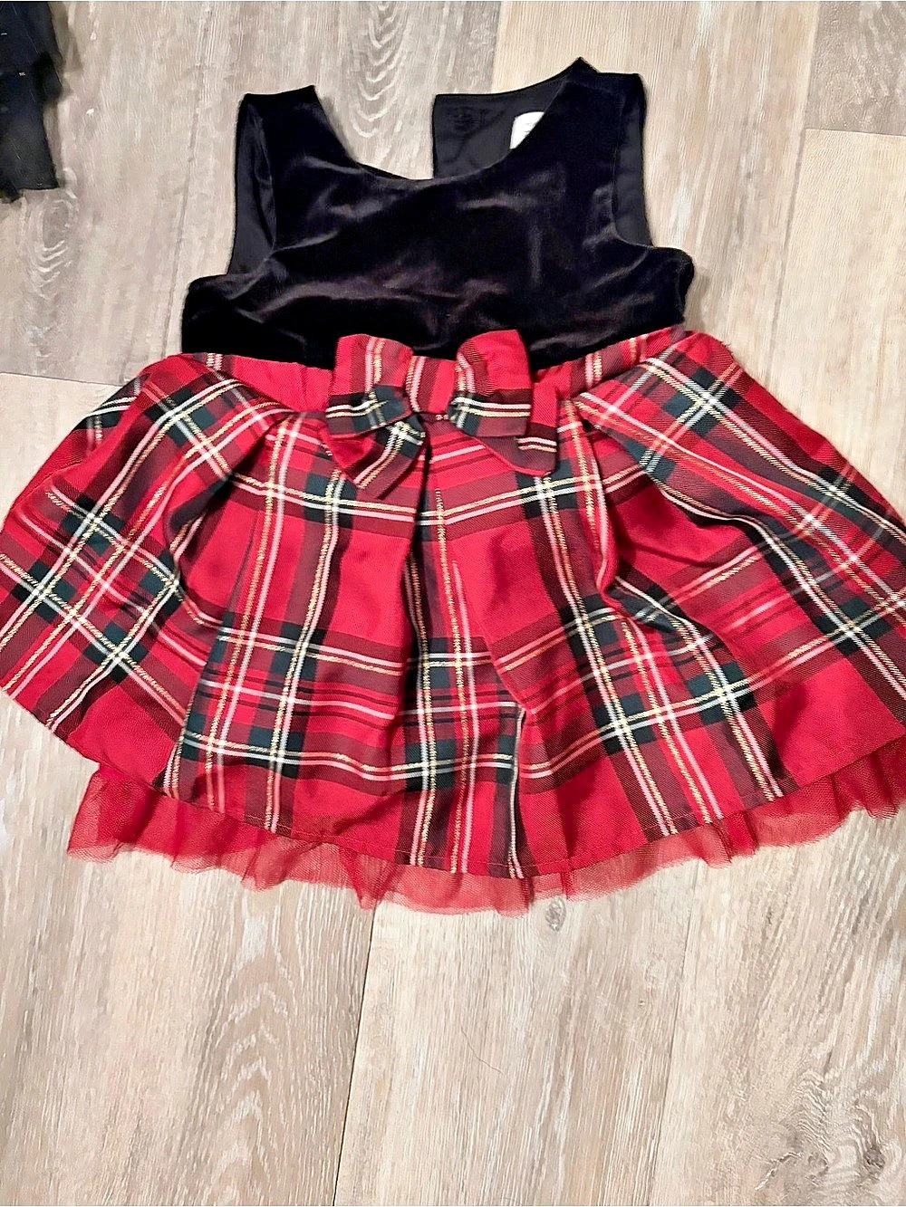 The Children's Place Girls Plaid Formal Dress in Holiday Plaid and Black Velvet